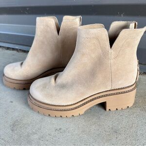 Gianni Bini Chunky Leather Ankle Boots Size 9.5